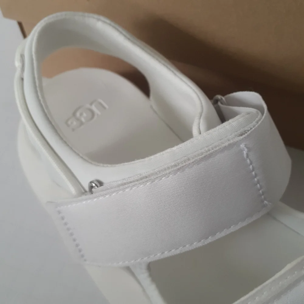 UGG LA Cloud Strap Sandals Sz 9.5 - Picture 7 of 10